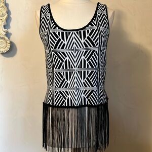 Bebe Black & White Modern Tank Sweater w/Fringe & Geometric Shape design Size L